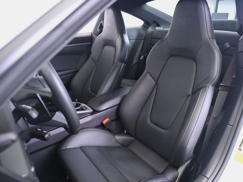 Used 2025 Porsche 911 Carrera image 26