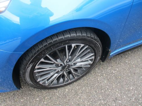 Used 2022 Kia Forte GT-Line w/ GT-Line Premium Package FWD image 8