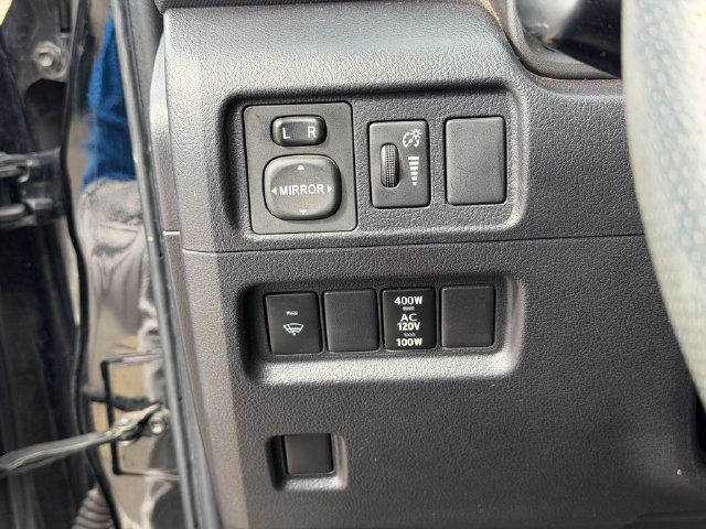 Used 2016 Toyota 4Runner SR5 RWD image 8