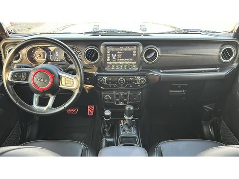 Used 2021 Jeep Gladiator Overland w/ Popular Equipment Package AWD/4WD image 18