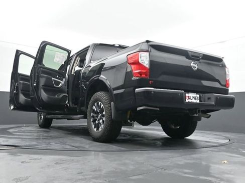 Used 2018 Nissan Titan PRO-4X w/ Pro-4x Convenience Package image 73