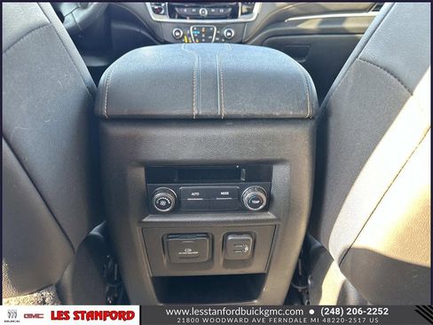 Used 2020 Chevrolet Traverse RS w/ LPO, Floor Liner Package image 17