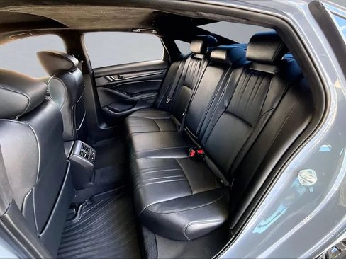 Used 2022 Honda Accord Touring image 19