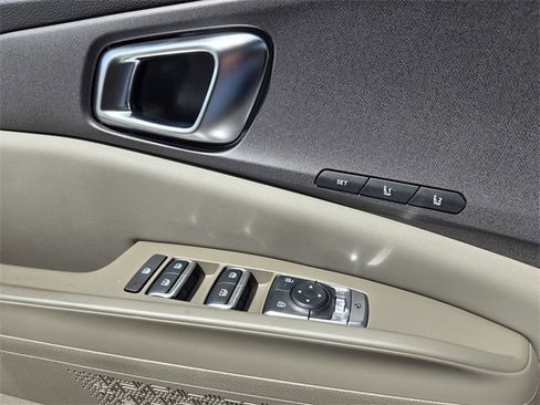 New 2026 Kia Carnival SX image 16