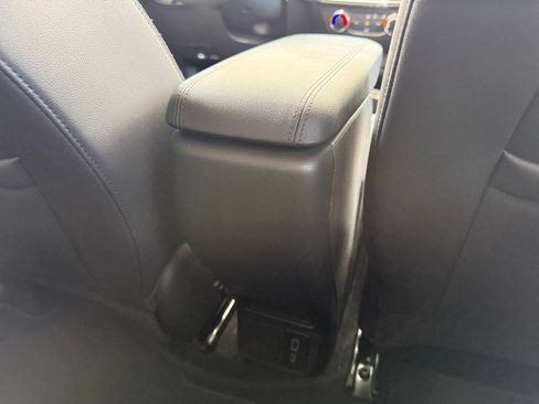 Used 2025 Buick Encore GX Preferred FWD image 23