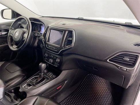 Used 2021 Jeep Cherokee Trailhawk w/ Trailer Tow Group image 27