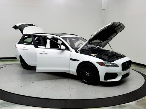 Used 2018 Jaguar XF S AWD/4WD image 10