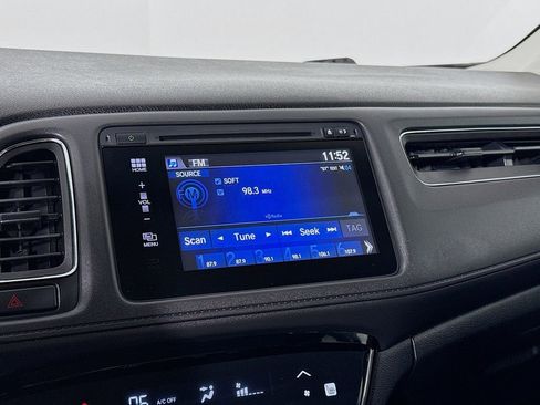 Used 2018 Honda HR-V EX-L image 16