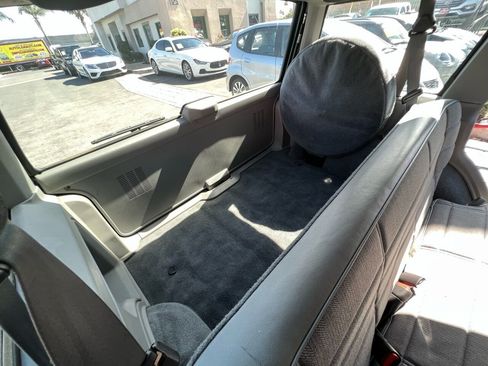 Used 1996 Jeep Cherokee 4WD 4-Door image 45