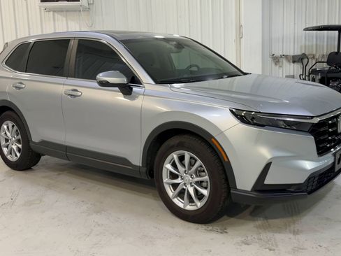 Used 2026 Honda CR-V EX image 3