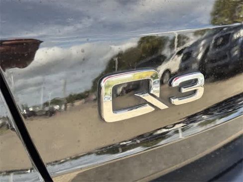 Used 2021 Audi Q3 2.0T Premium Plus w/ Premium Plus Package image 5