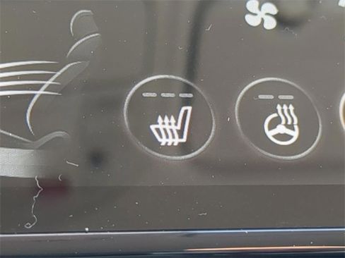 Used 2025 Genesis G70 2.5T image 51