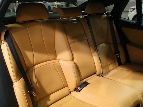 Used 2021 Lexus LS 500 AWD w/ Accessory Package (Z1) image 25