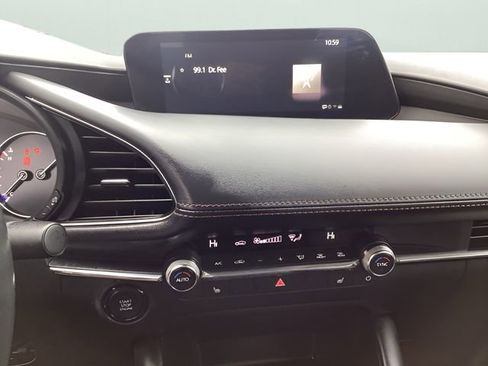 Used 2024 MAZDA MAZDA3 s image 22