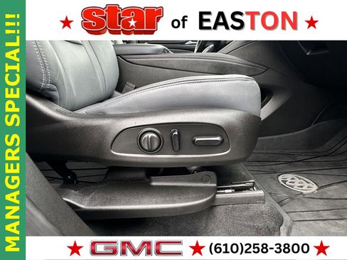 Used 2021 Buick Enclave Essence w/ Sound and Sites Package image 12