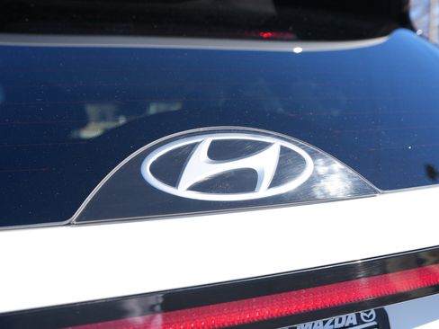 Used 2023 Hyundai Tucson Limited image 35