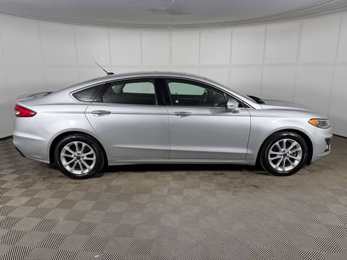 Used 2019 Ford Fusion Energi Titanium FWD image 15
