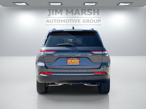 New 2026 Jeep Grand Cherokee Altitude AWD/4WD image 5