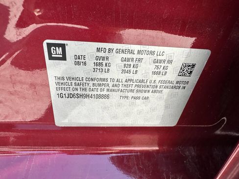 Used 2017 Chevrolet Sonic LT image 10