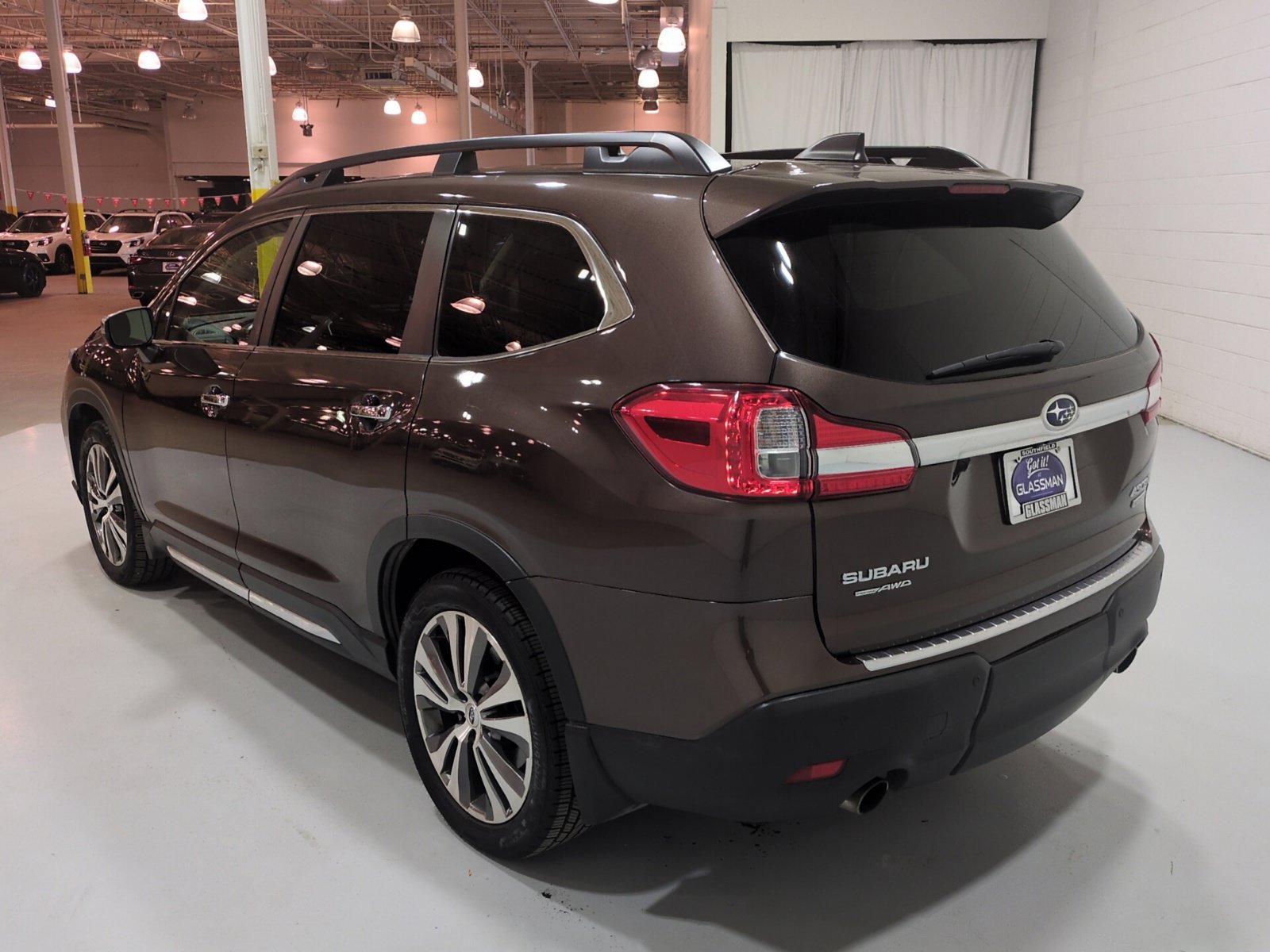 Used 2019 Subaru Ascent Touring w/ Popular Package #2 AWD/4WD image 5