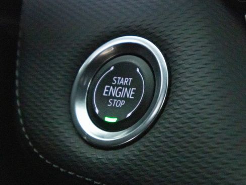 Used 2025 Chevrolet Equinox LT w/ Safety and Technology Package FWD image 20