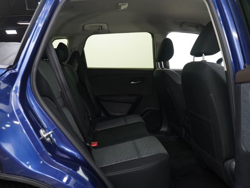 Used 2023 Nissan Rogue SV image 12