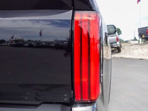 New 2026 Toyota Tundra Limited AWD/4WD image 7
