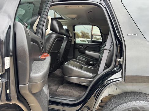 Used 2011 GMC Yukon SLT w/ SLT-2 Equipment Package image 14