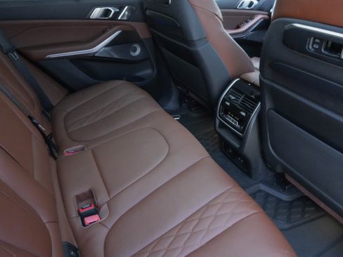 Used 2024 BMW X5 M60i AWD/4WD image 35