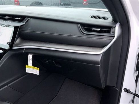 New 2026 Jeep Grand Cherokee Limited AWD/4WD image 29
