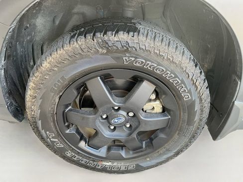 Used 2025 Subaru Outback Wilderness AWD/4WD image 33