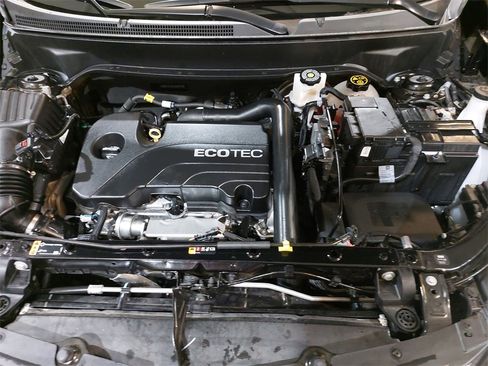 Used 2020 Chevrolet Equinox LT image 29