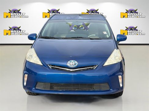 Used 2012 Toyota Prius V Two image 2