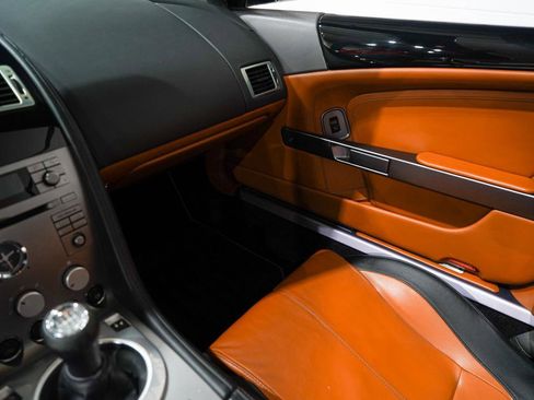 Used 2007 Aston Martin DB9 Volante image 14