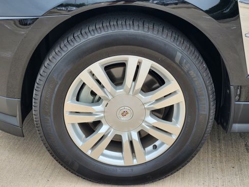 Used 2010 Cadillac SRX Luxury image 13