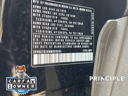 Certified 2022 Volkswagen Taos SE image 32