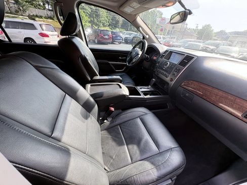 Used 2015 Nissan Armada SL w/ Moonroof Package AWD/4WD image 23