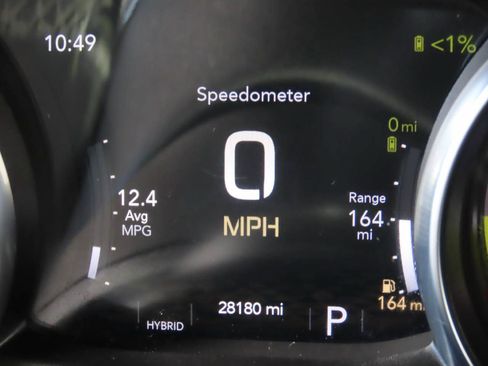 Used 2022 Jeep Wrangler Unlimited Sahara w/ Cold Weather Group AWD/4WD image 11