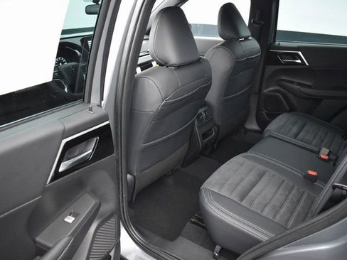 Used 2023 Mitsubishi Outlander SE Black Edition AWD/4WD image 26