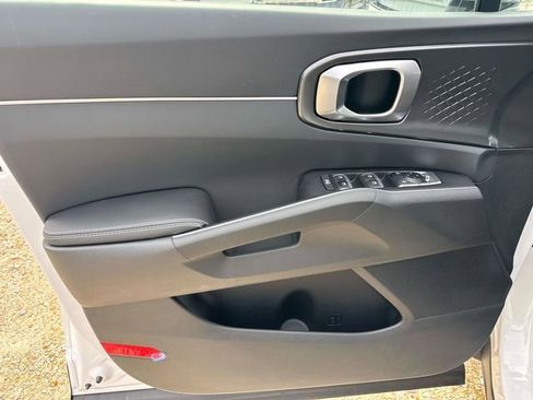 New 2026 Kia Sorento S w/ S Panoramic Sunroof Package image 24