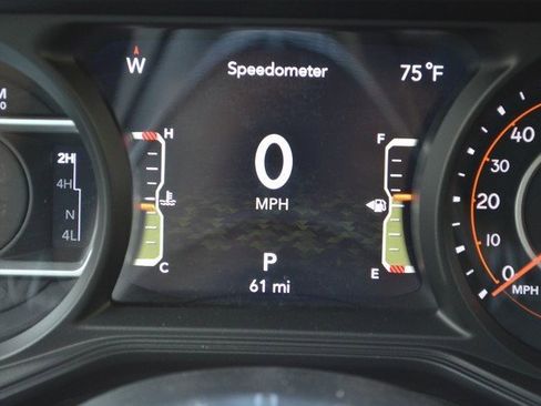 New 2025 Jeep Wrangler Sahara image 20