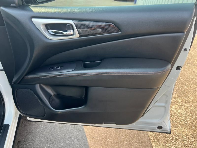 Used 2020 Nissan Pathfinder SV w/ Rock Creek Edition FWD image 8