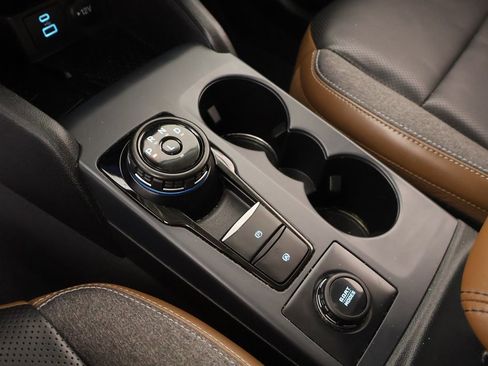 Used 2021 Ford Bronco Sport Outer Banks w/ Outer Banks Package (96D) image 8