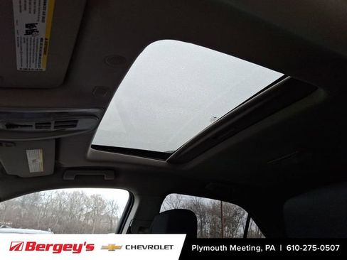 Used 2017 Chevrolet Equinox LT image 15