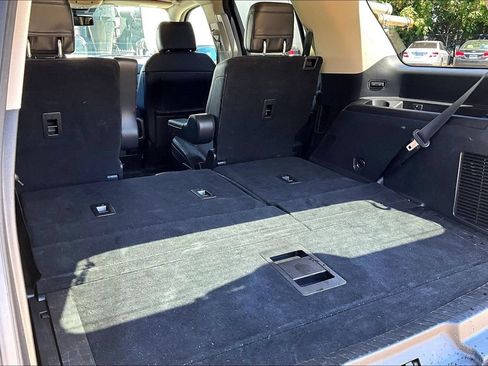 Used 2019 Ford Expedition Platinum AWD/4WD image 32