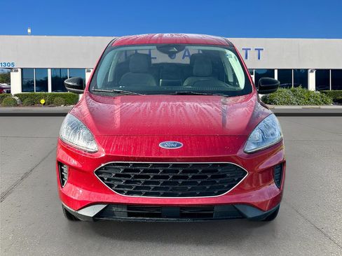 Used 2022 Ford Escape SE w/ SE Sport Appearance Package FWD image 2