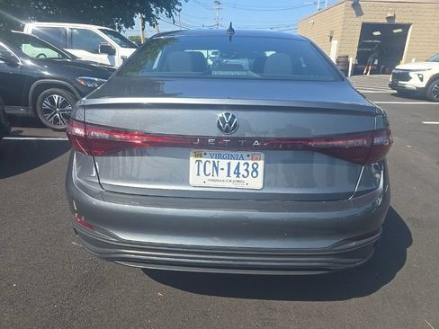 Used 2025 Volkswagen Jetta Sport FWD image 5