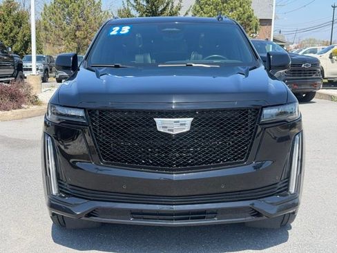 Certified 2023 Cadillac Escalade Sport w/ LPO, ONYX Package AWD/4WD image 10