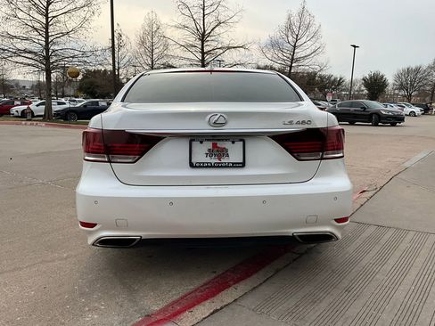 Used 2014 Lexus LS 460 w/ Comfort Package image 7