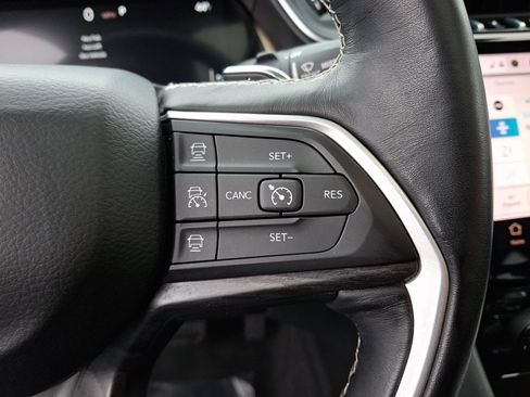 Certified 2021 Jeep Grand Cherokee L Limited image 20